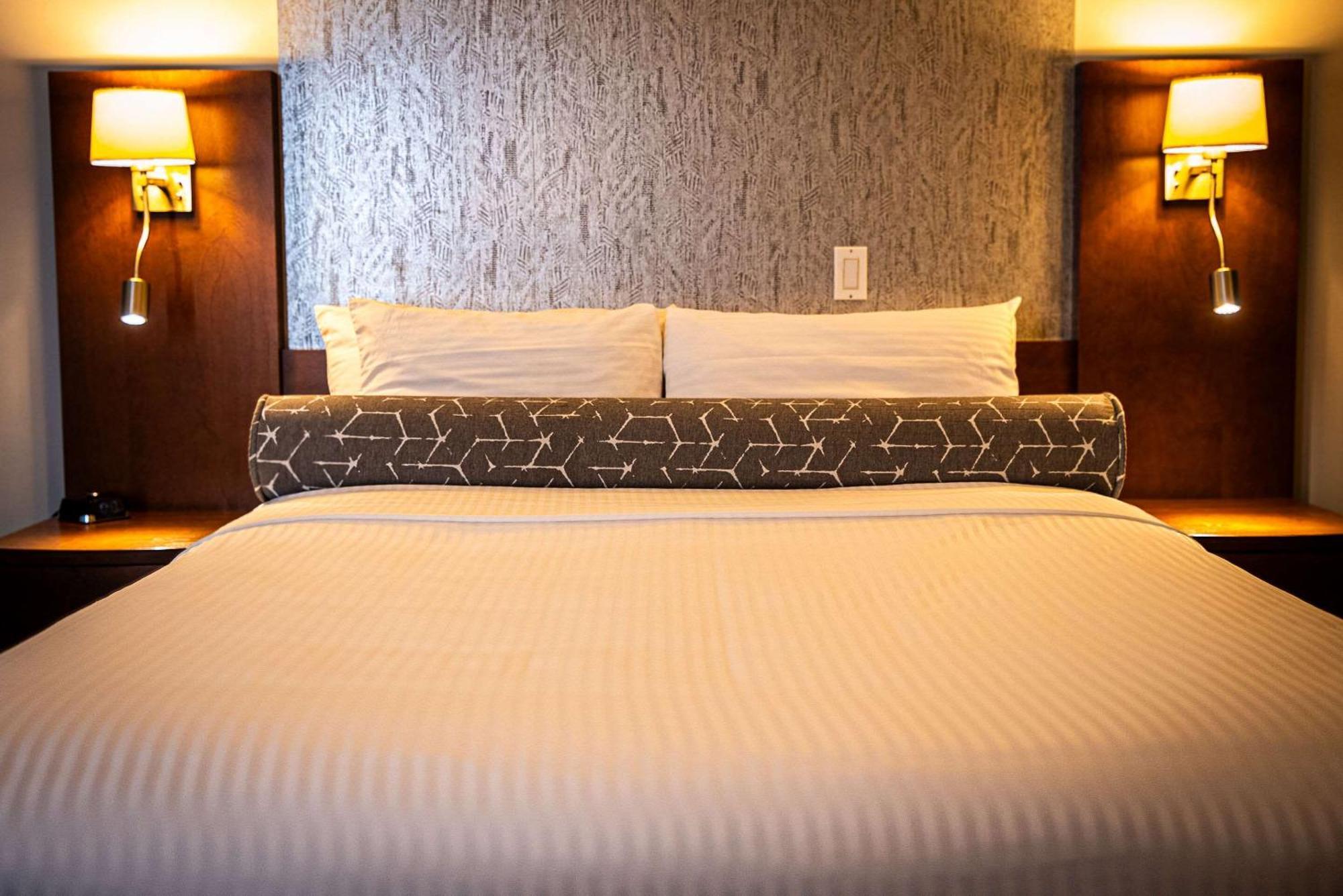 Chambre Lit Queen-Size - Non-Fumeurs